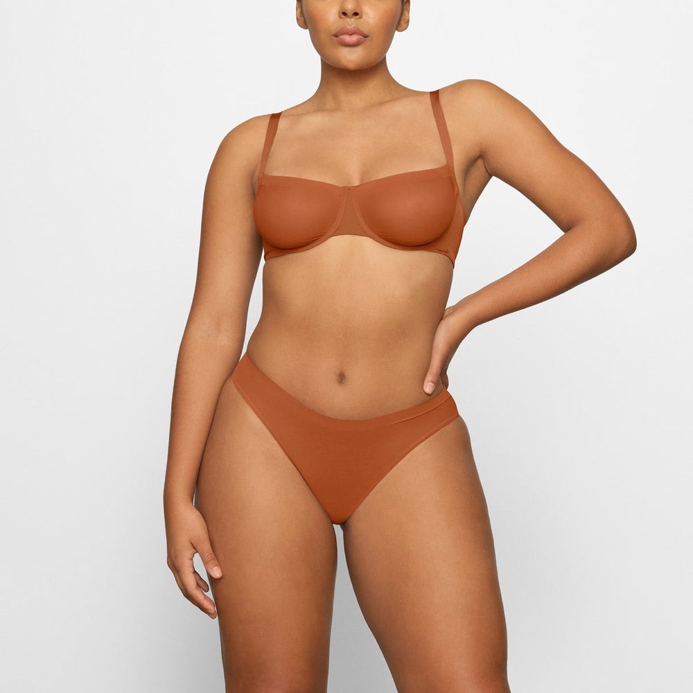 SKIMS No Show Sheer Underwire Balconette Bra Neutral Bronze Brown NEW 32DDD